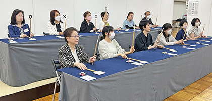 現代書の審査
